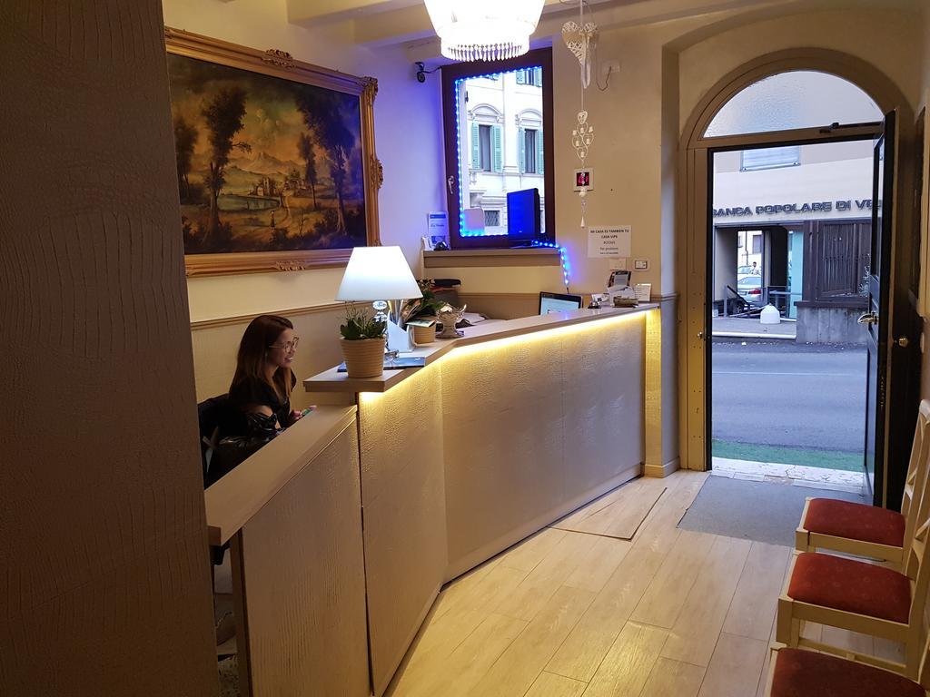 维罗纳 宓卡萨如家vips旅馆酒店 外观 照片