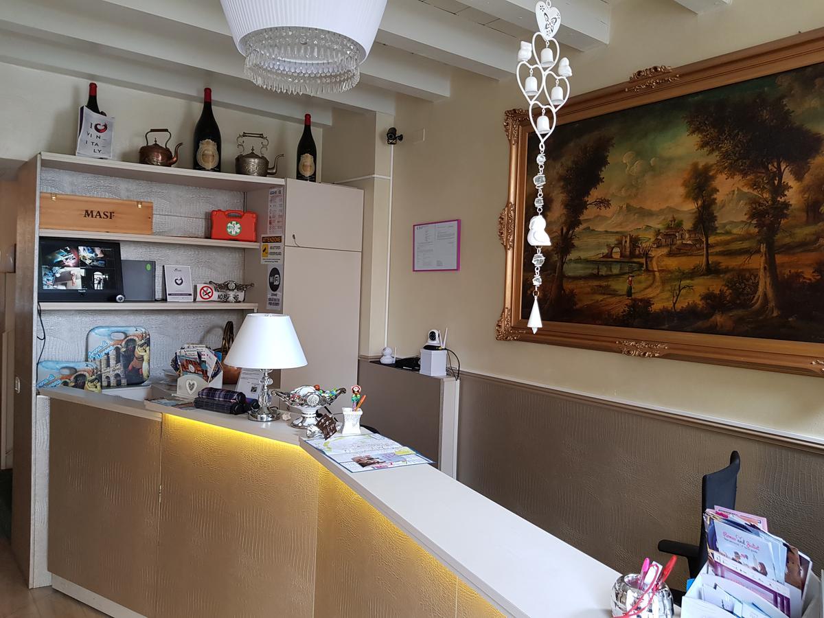 维罗纳 宓卡萨如家vips旅馆酒店 外观 照片